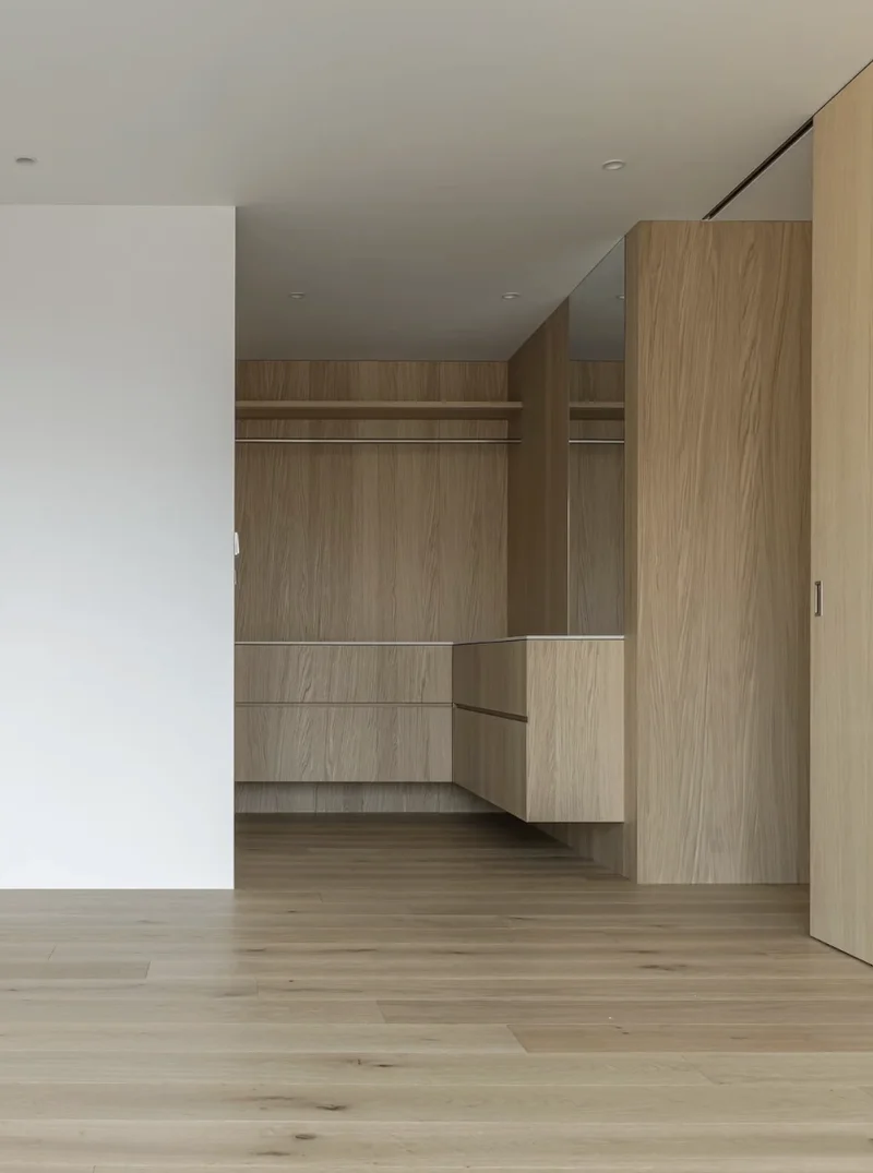 Fire-Rated Wooden Doors for Commercial Residential Complexes: Safety, Style, and Compliance