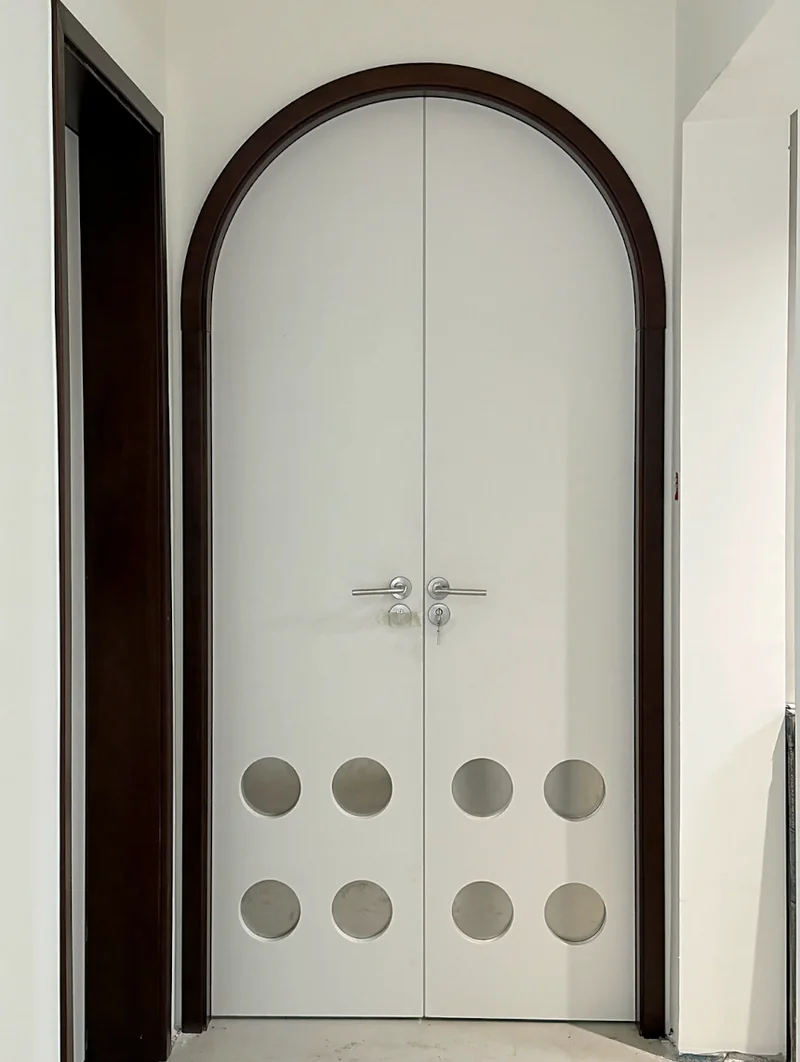 high-quality sliding glass garden doors for hotel balconies