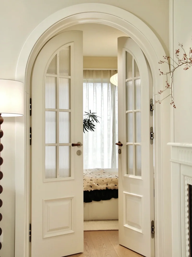 Oak wood garden doors durable for high-traffic outdoor areas