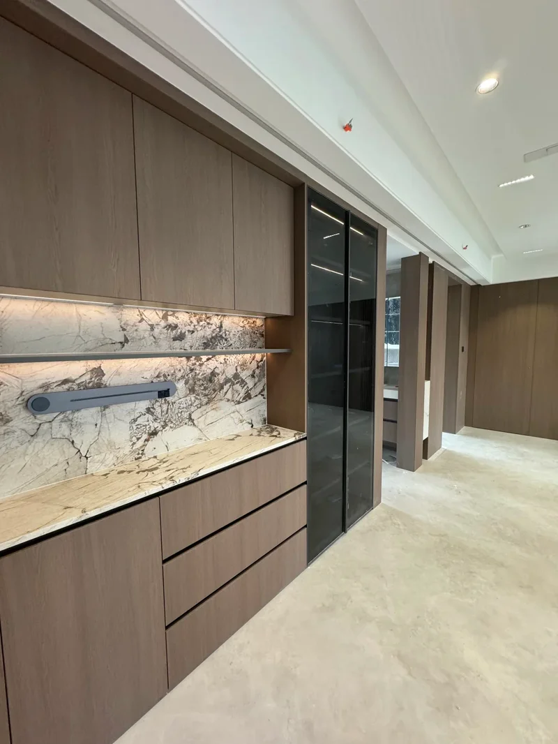 Wood glass door customization 20+ wood species 10+ glass types personalized selection